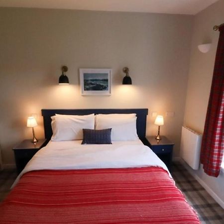 Old Pier House Hotell Fort Augustus Eksteriør bilde